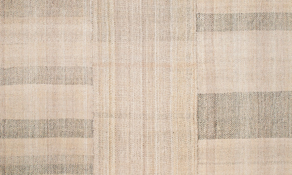 Minimalism rug (detail) by Lila Valadan